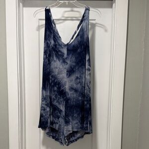 BECCA Blue and White Tie-Dye coverup jumper